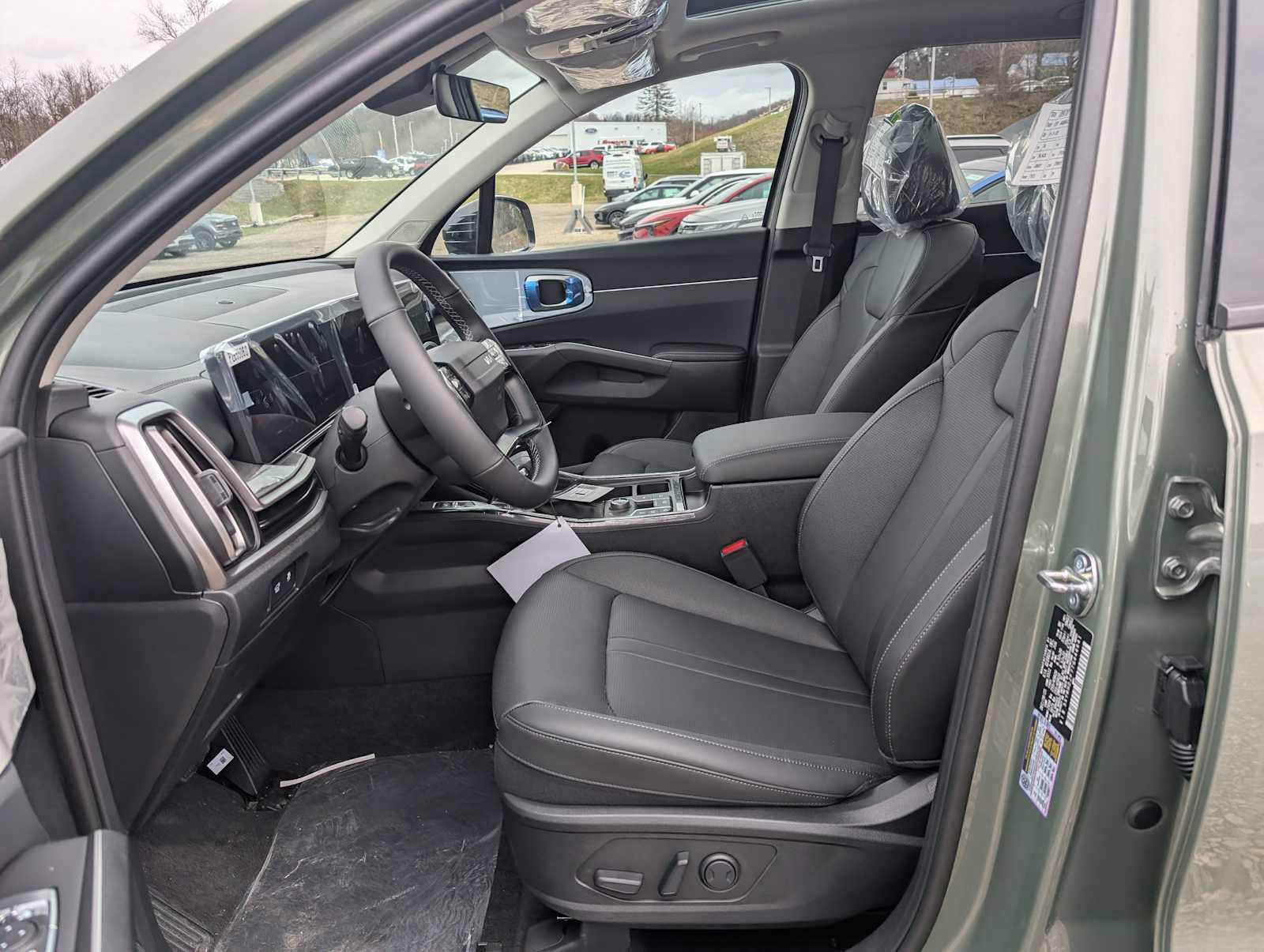 New 2026 Kia Sorento X-Line EX AWD/4WD image 4