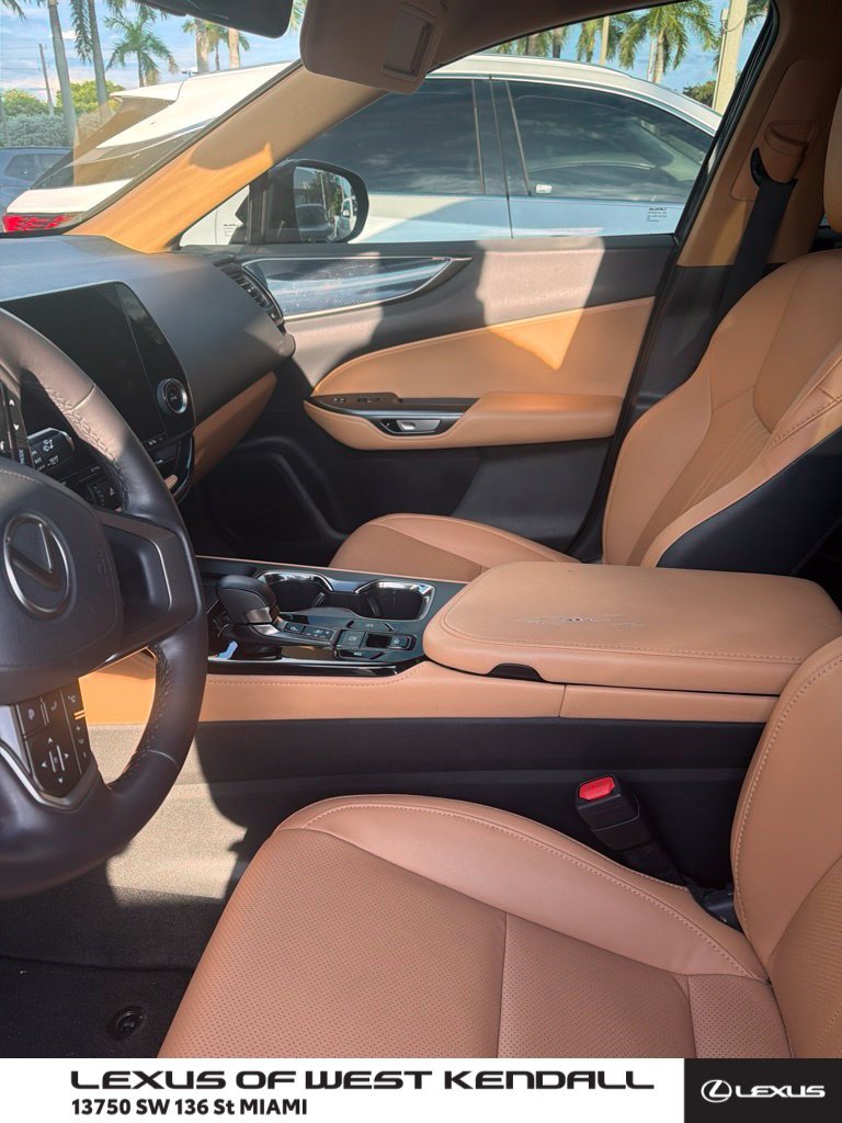 Used 2025 Lexus NX 250 FWD w/ Accessory Package (K3)