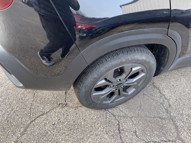 Used 2024 Kia Seltos S image 8