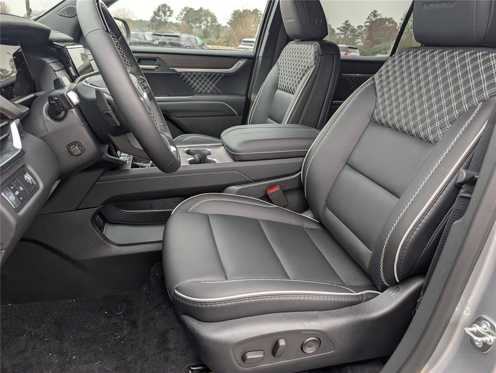 New 2026 GMC Acadia Denali w/ Super Cruise Package FWD image 10