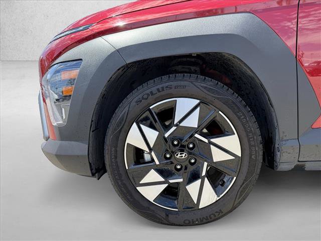 Certified 2025 Hyundai Kona SEL FWD image 21