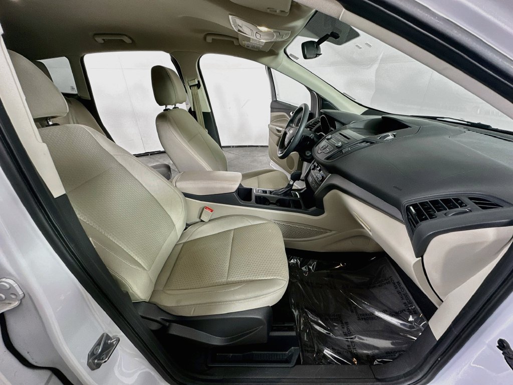 Used 2017 Ford Escape SE FWD image 14