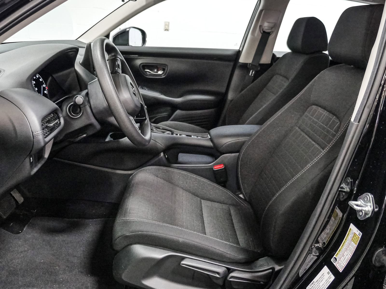 Used 2023 Honda HR-V LX image 20