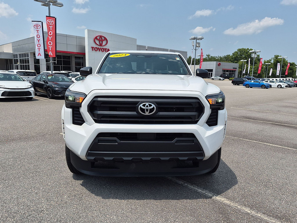 Used 2024 Toyota Tacoma SR AWD/4WD image 8