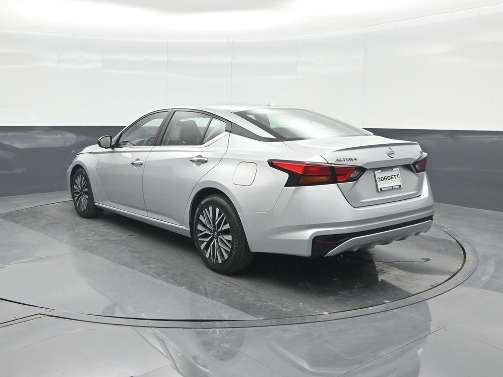 Used 2024 Nissan Altima 2.5 SV image 22