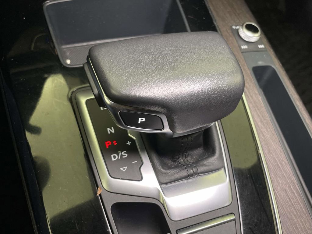 Certified 2023 Audi Q5 2.0T Premium w/ Convenience Package image 33