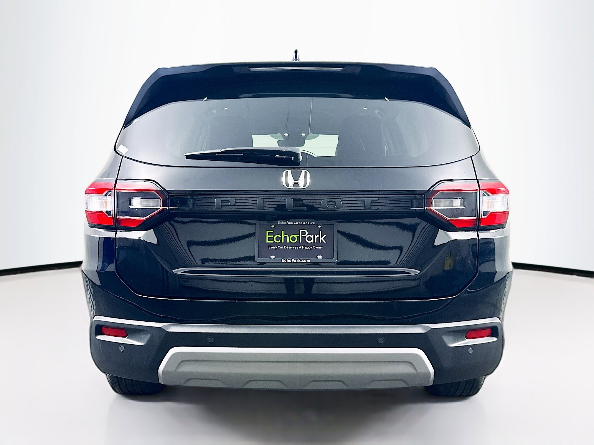 Used 2025 Honda Pilot EX-L image 7