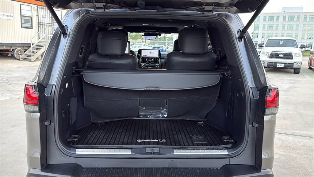 Used 2024 Lexus LX 600 4WD w/ Ultra Luxury Package image 30