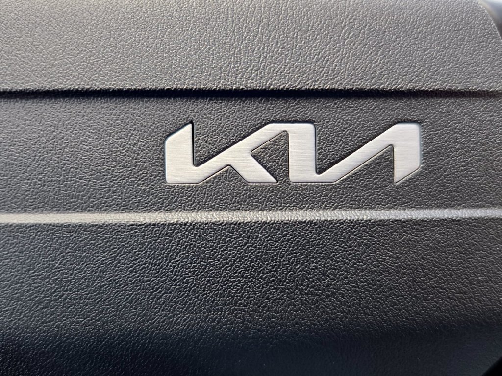 New 2026 Kia EV6 Wind RWD image 13