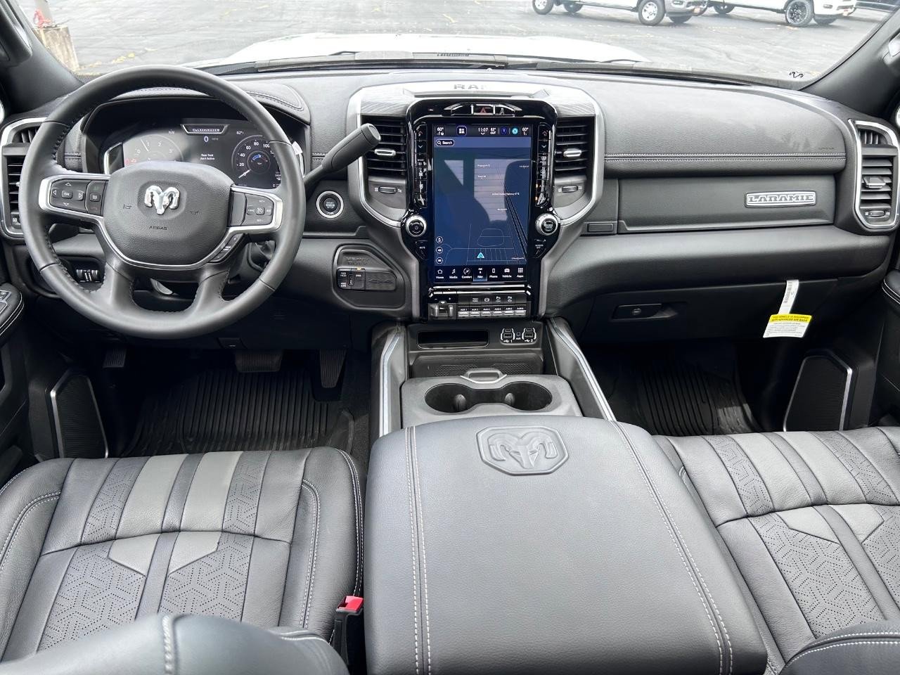 Used 2024 RAM 2500 Laramie w/ Sport Appearance Package image 11