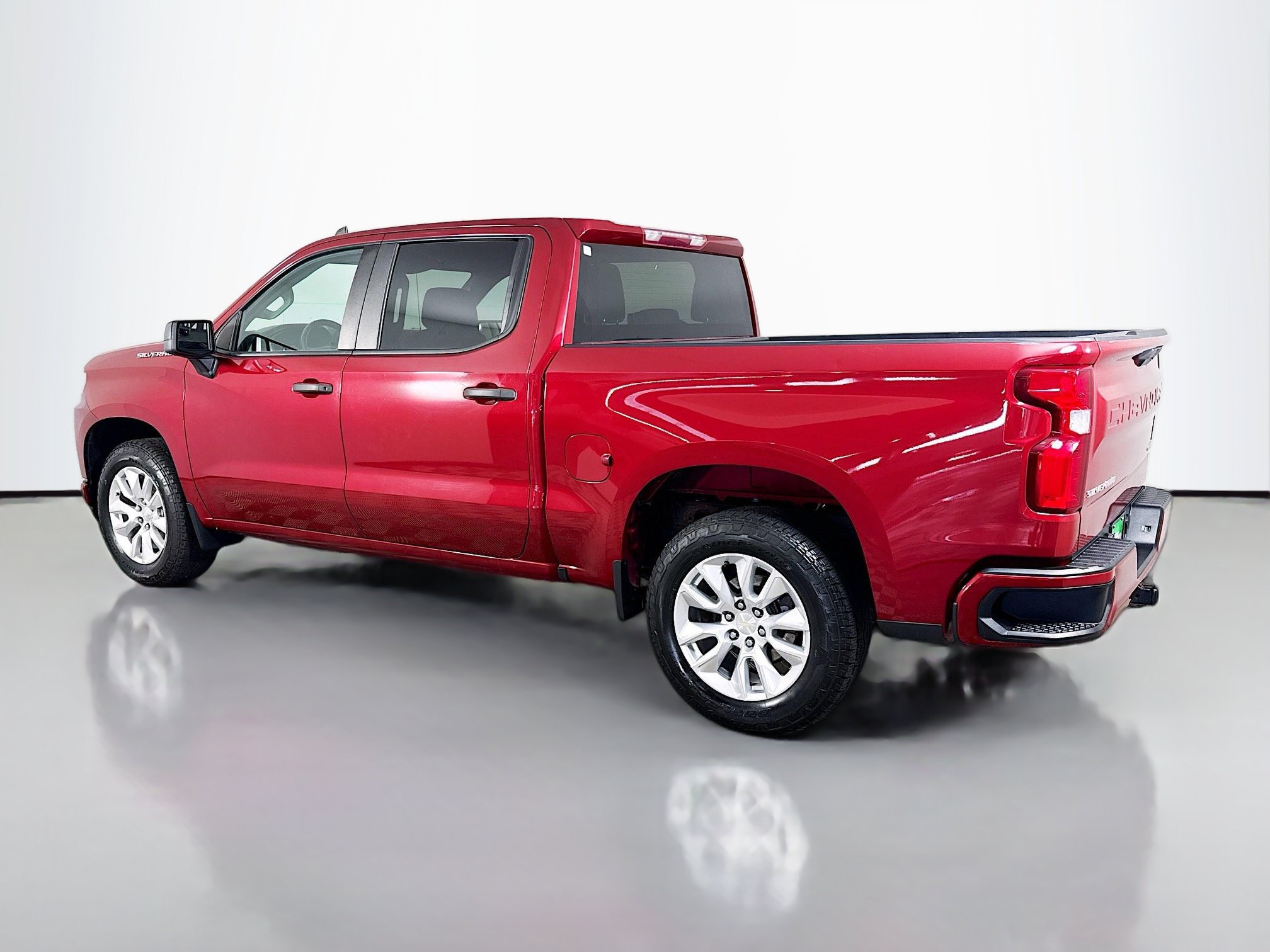 Used 2020 Chevrolet Silverado 1500 Custom w/ Custom Value Package RWD image 7