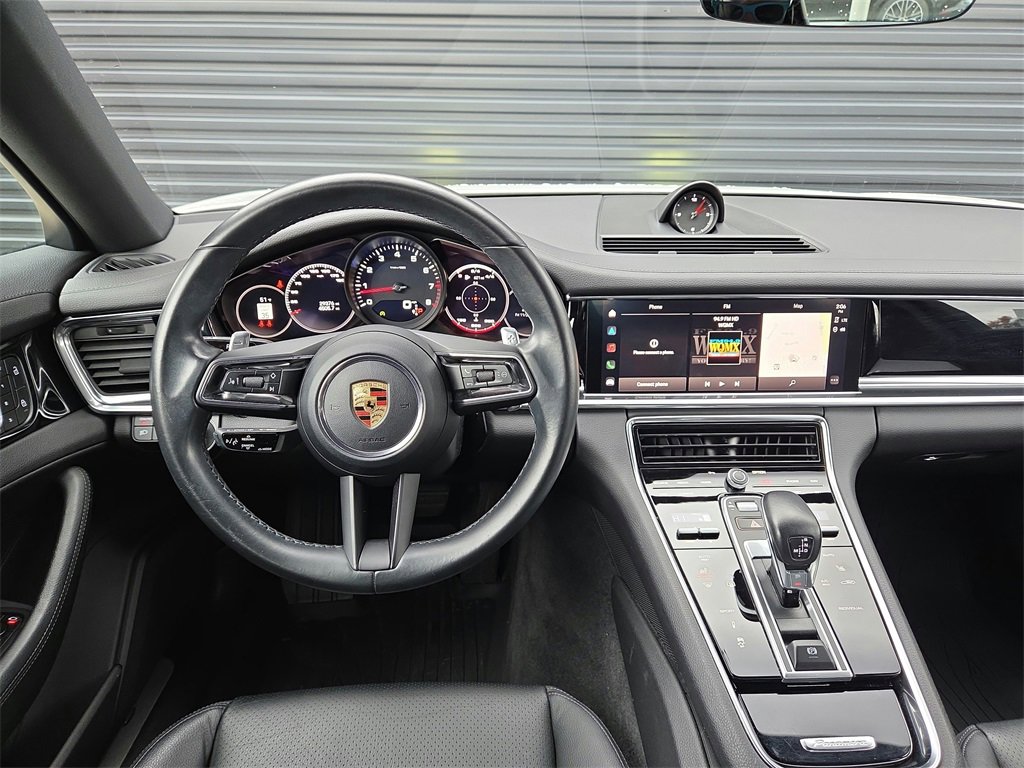 Used 2022 Porsche Panamera 4 image 8
