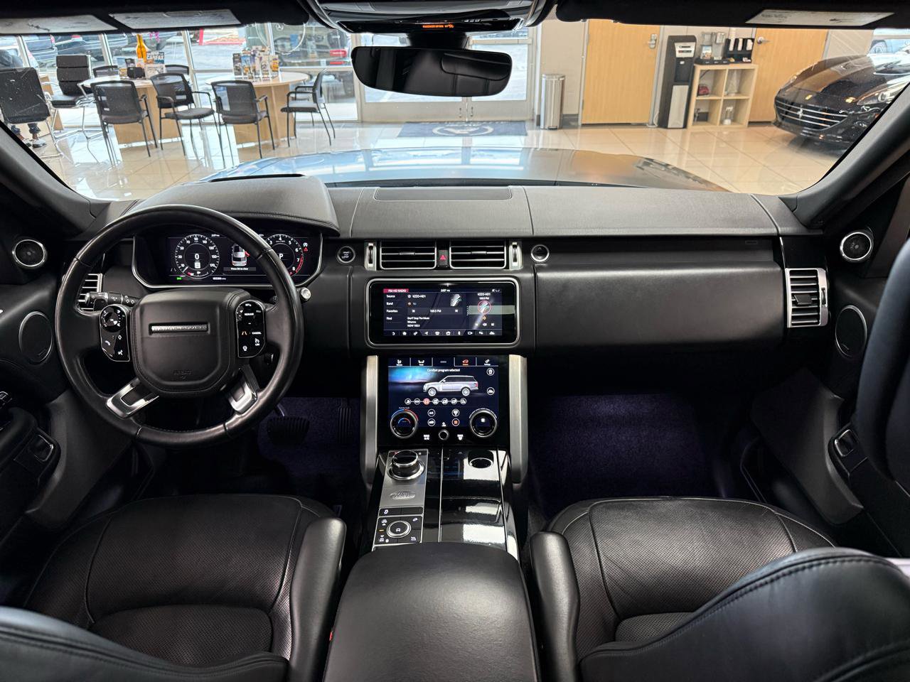 Used 2020 Land Rover Range Rover Long Wheelbase HSE AWD/4WD image 12