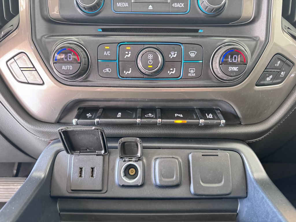 Certified 2017 Chevrolet Silverado 3500 High Country AWD/4WD image 15