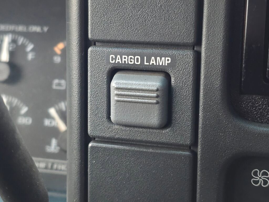 Used 1995 Chevrolet Silverado 2500 4x4 Extended Cab image 25