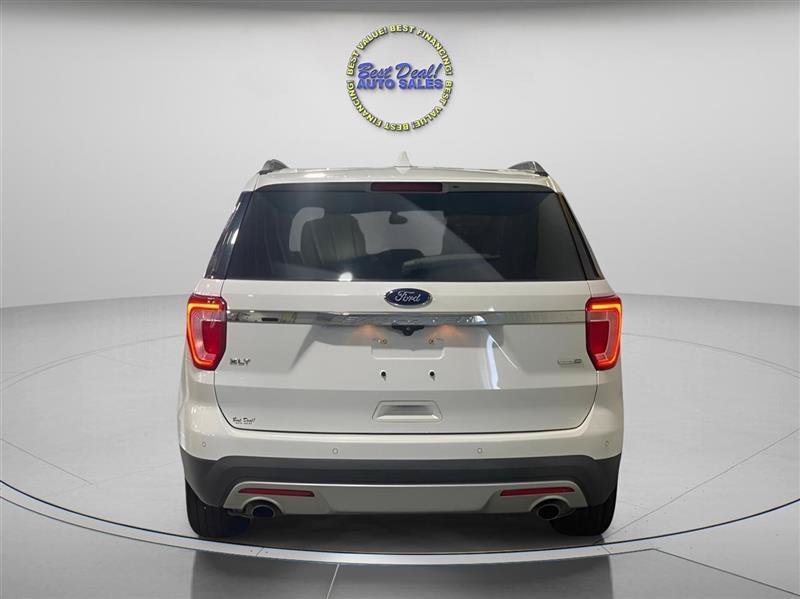 Used 2016 Ford Explorer XLT AWD/4WD image 5