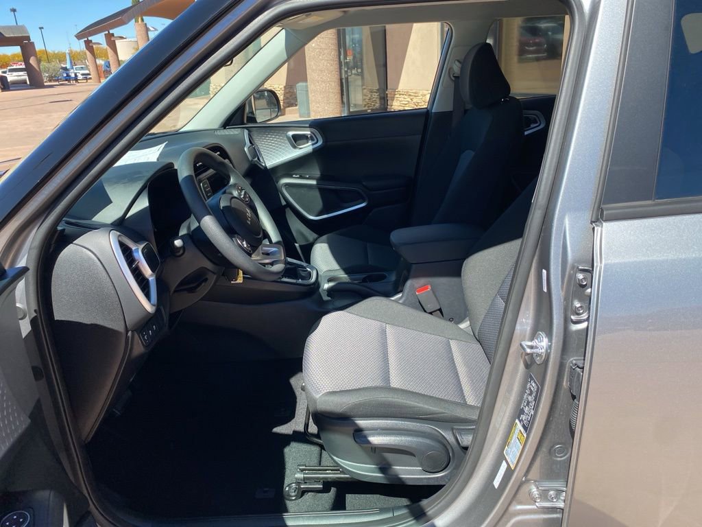 Certified 2025 Kia Soul LX image 19