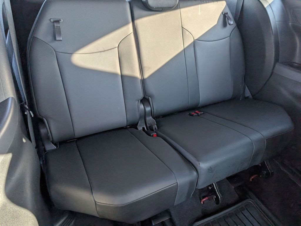 Used 2022 Toyota Sienna XSE image 45
