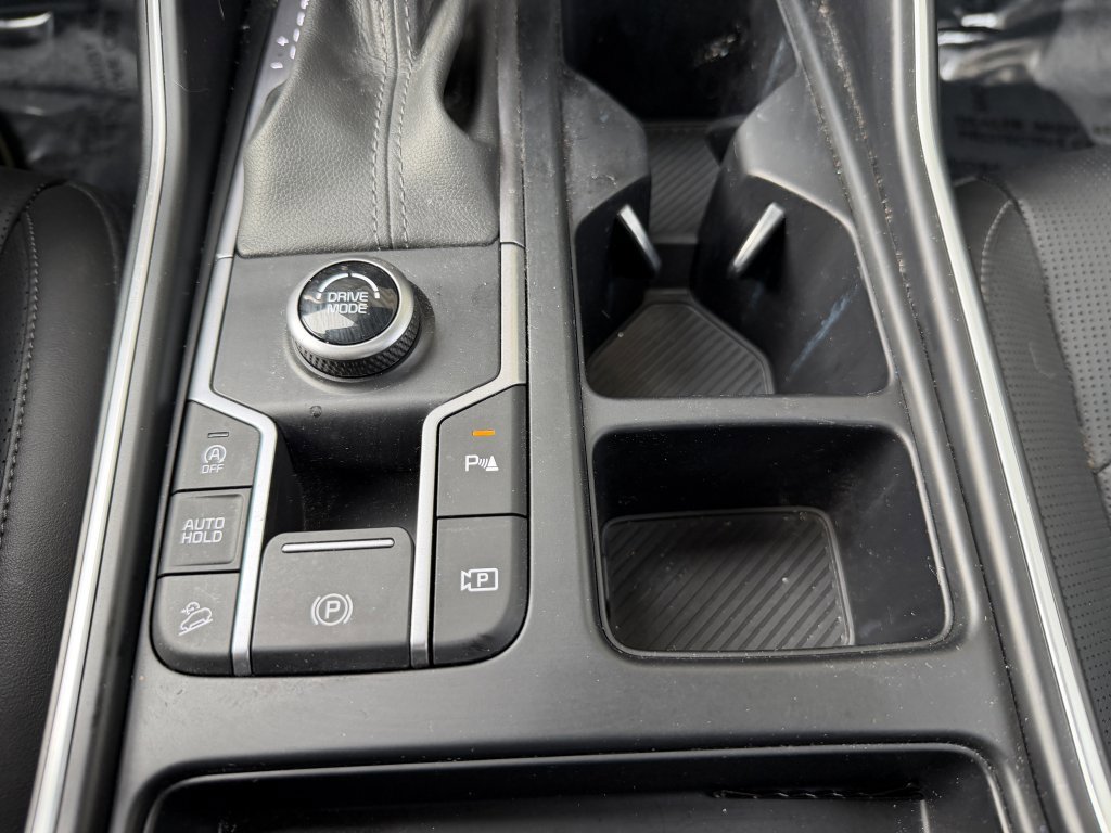 Used 2024 Kia Sorento S w/ Panoramic Sunroof Package image 26