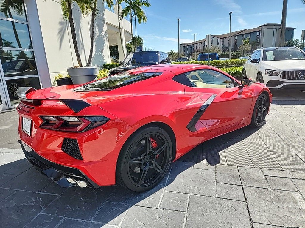 Used 2020 Chevrolet Corvette Stingray Premium Cpe w/ 3LT Preferred Equipment Group image 8