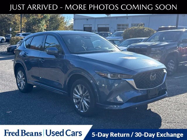 Used 2023 MAZDA CX-5 Signature AWD/4WD image 1