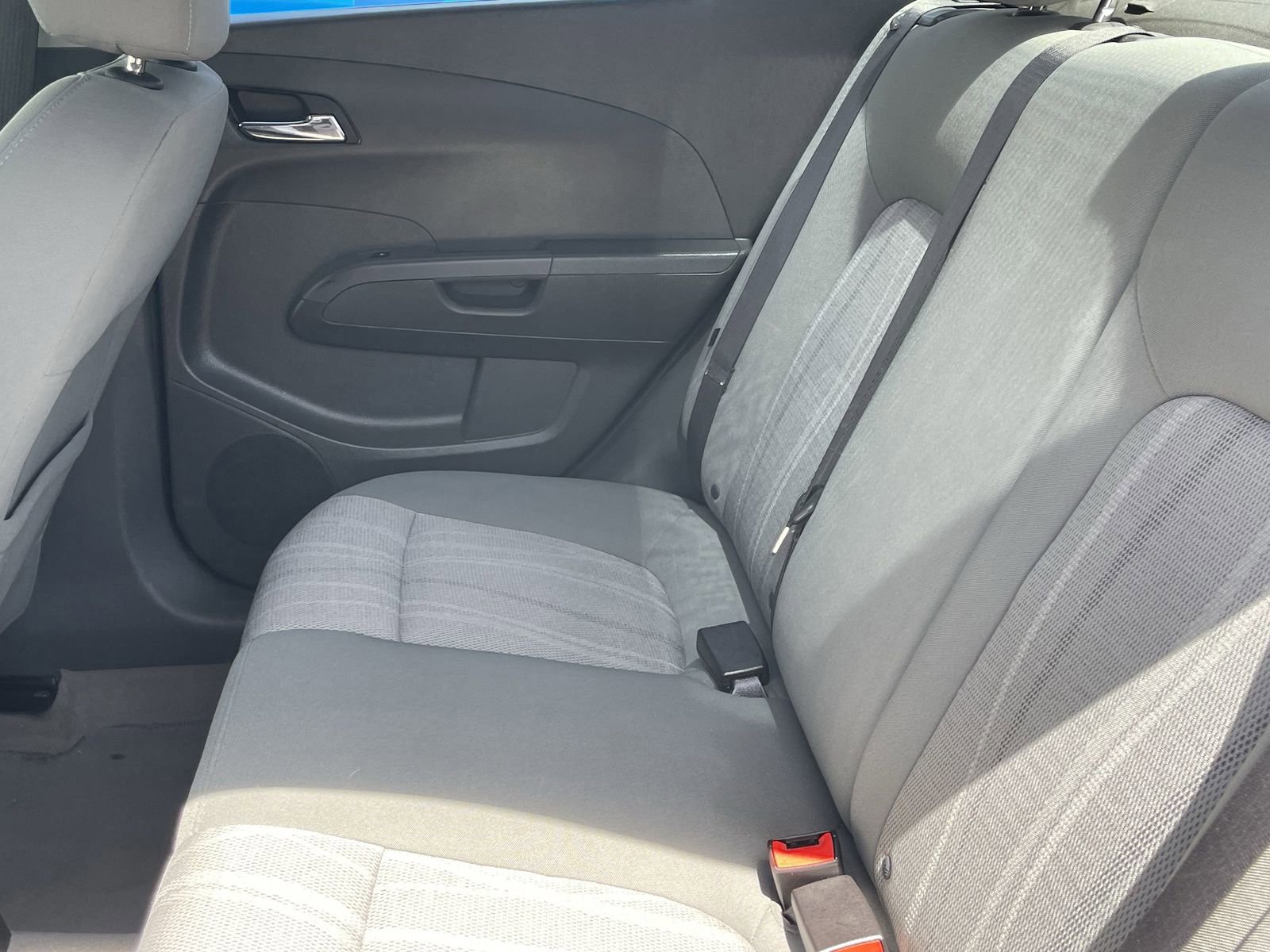 Used 2016 Chevrolet Sonic LT image 9