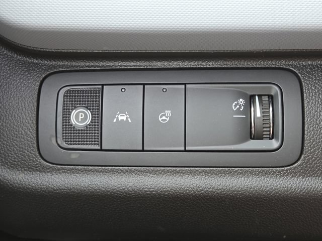 New 2027 Chevrolet Bolt LT w/ Comfort Package FWD image 10
