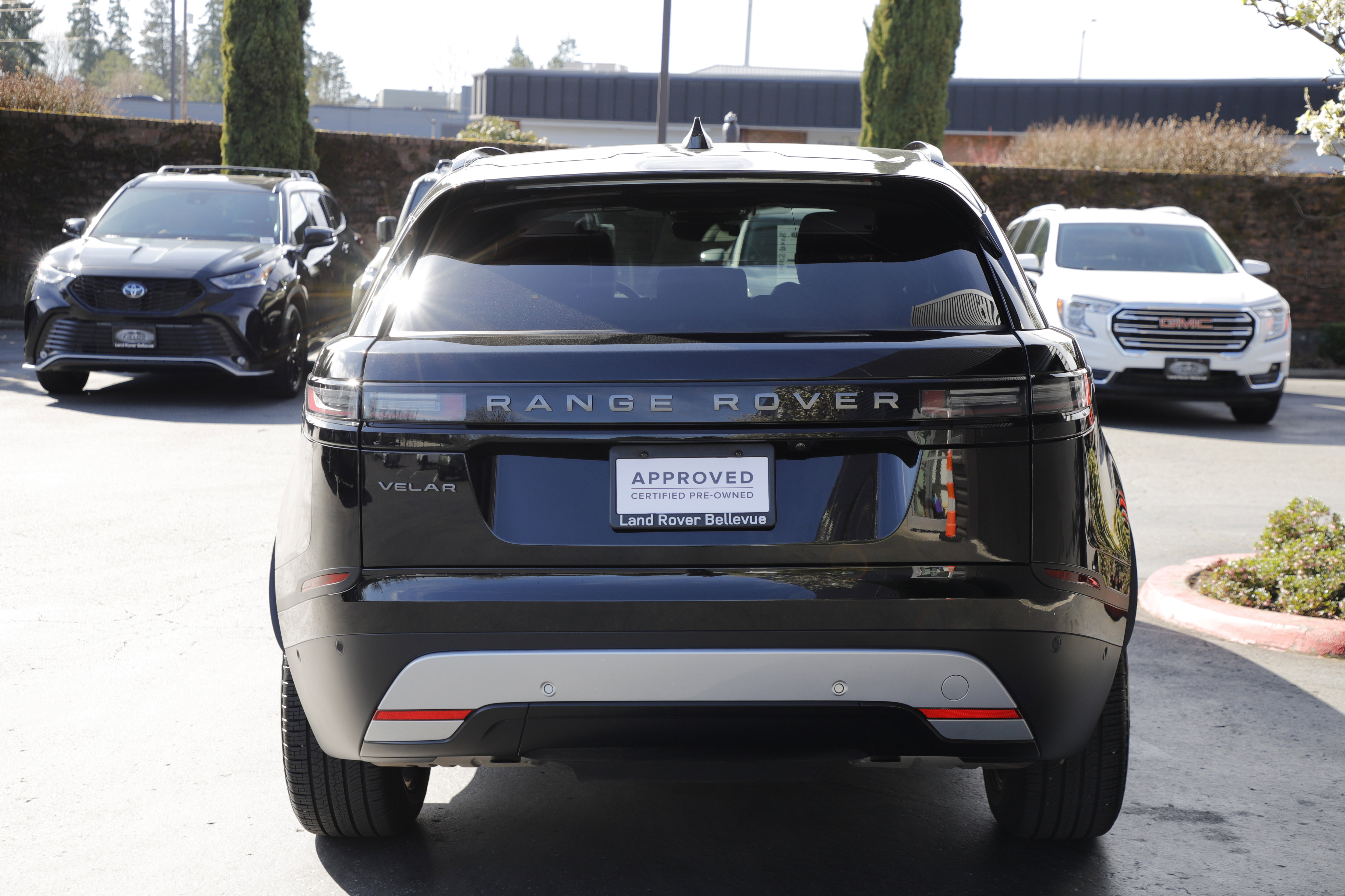 Certified 2026 Land Rover Range Rover Velar S image 5