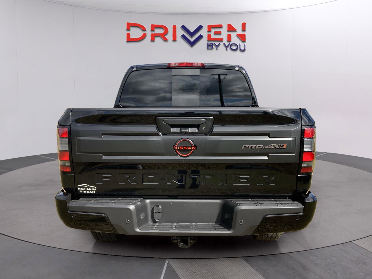 New 2026 Nissan Frontier PRO-4X w/ Pro-4x Convenience Package image 4