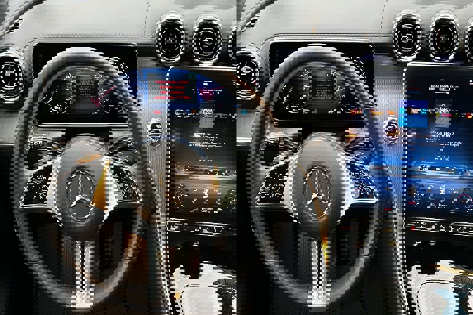 Certified 2024 Mercedes-Benz GLC 300 4MATIC image 13