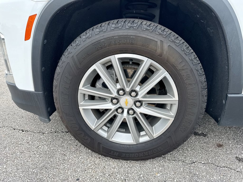 Used 2022 Chevrolet Traverse LT AWD/4WD image 10