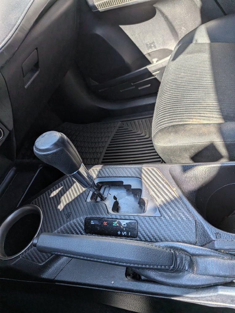 Used 2014 Toyota RAV4 LE FWD image 18