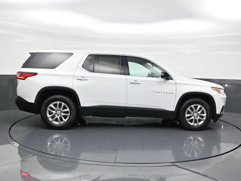 Used 2019 Chevrolet Traverse LS FWD image 7