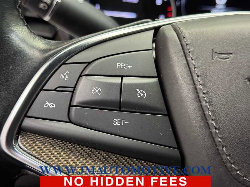 Used 2019 Cadillac XT5 Platinum image 44