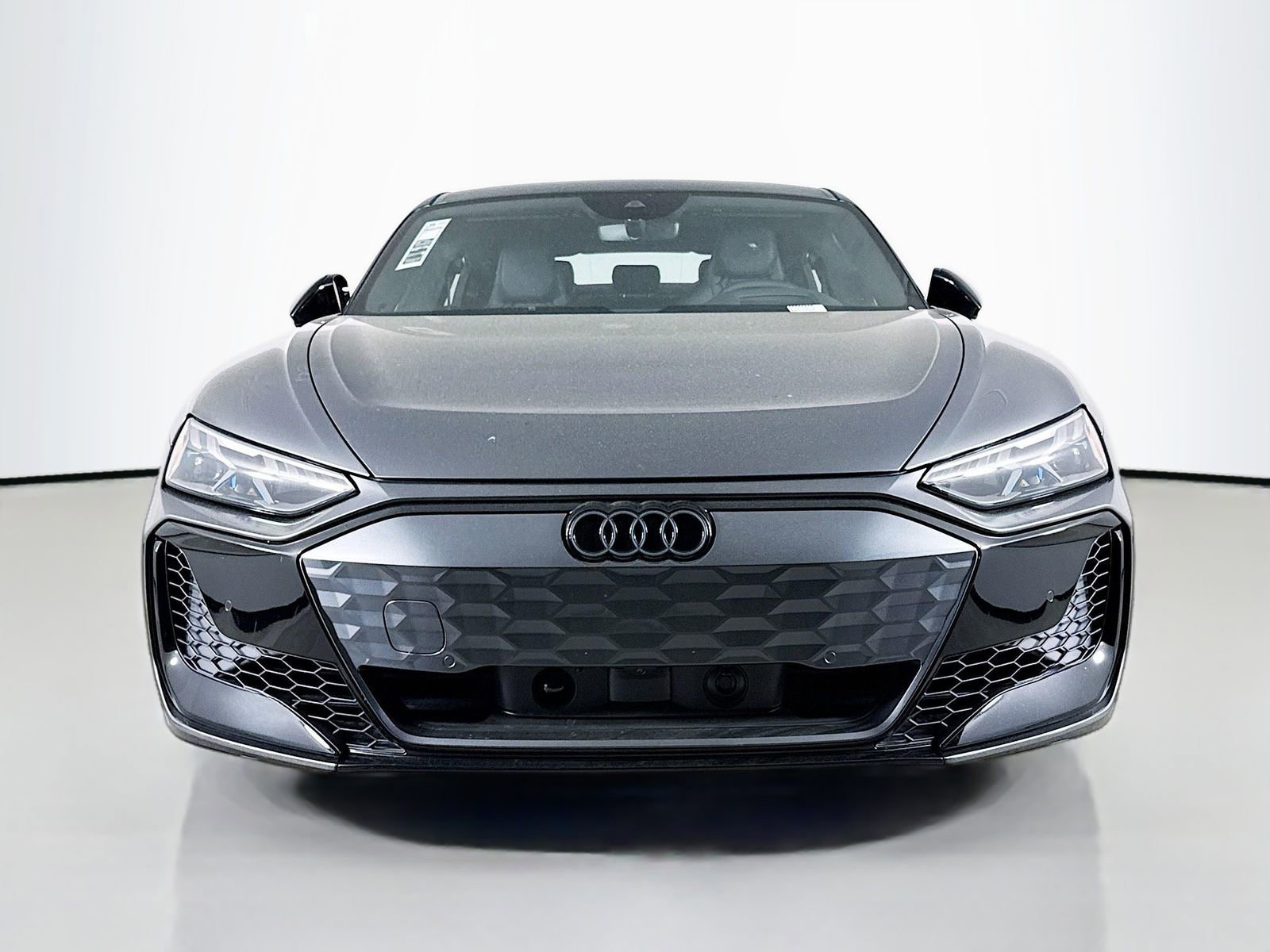New 2026 Audi RS e-tron GT performance image 2