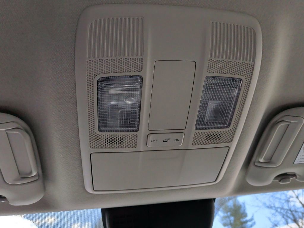 Used 2018 MAZDA MAZDA3 Touring image 25