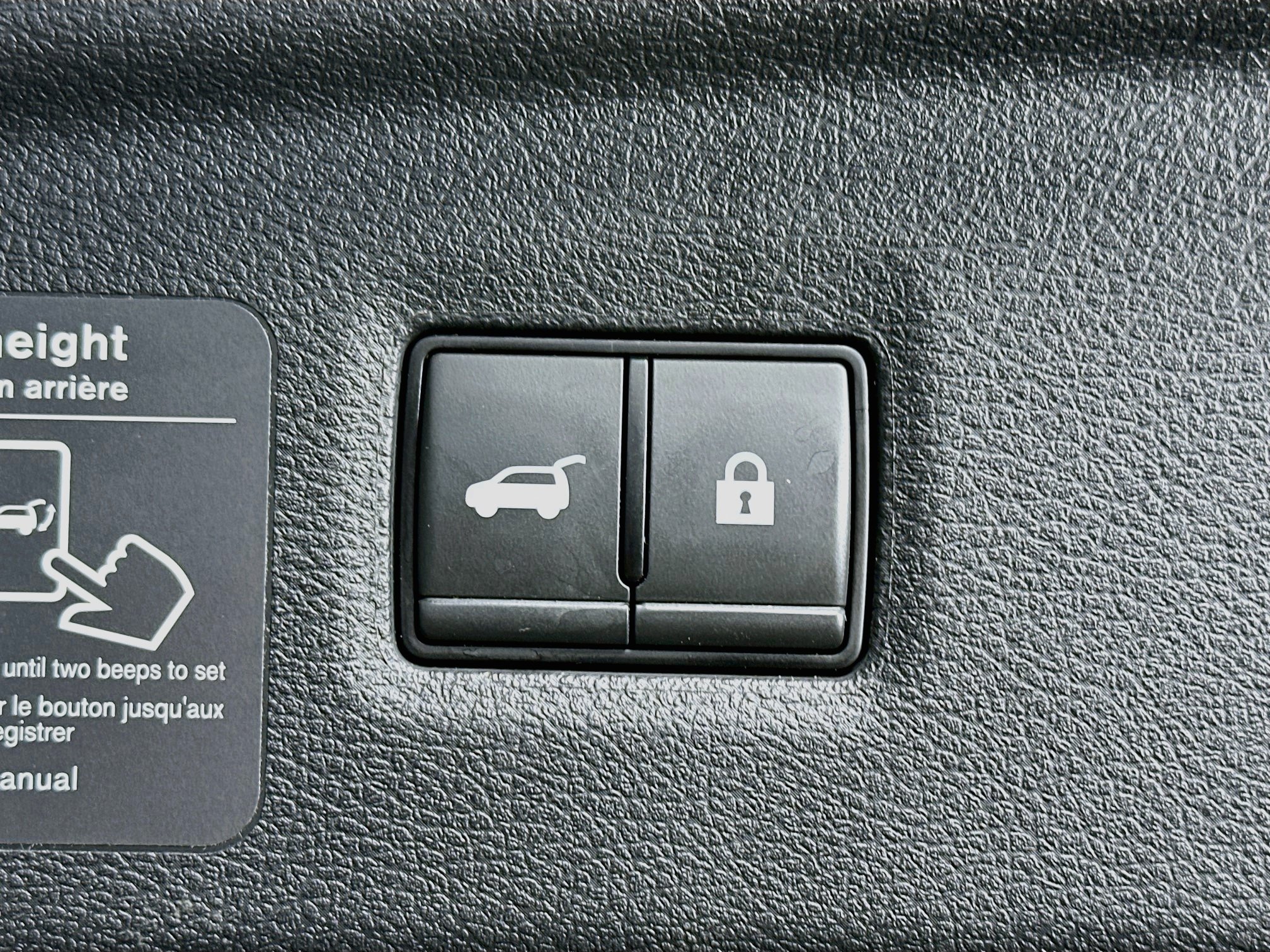 Used 2023 INFINITI QX50 Luxe FWD image 31