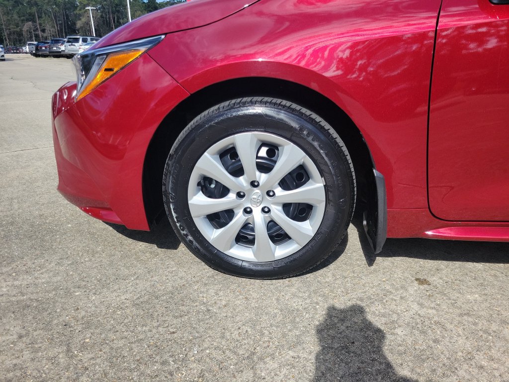 Certified 2026 Toyota Corolla LE FWD image 22