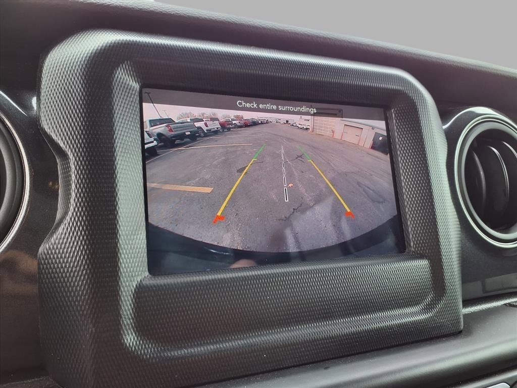 Used 2022 Jeep Wrangler Unlimited Sport image 6