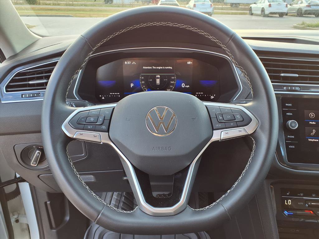 Used 2024 Volkswagen Tiguan Wolfsburg Edition image 17