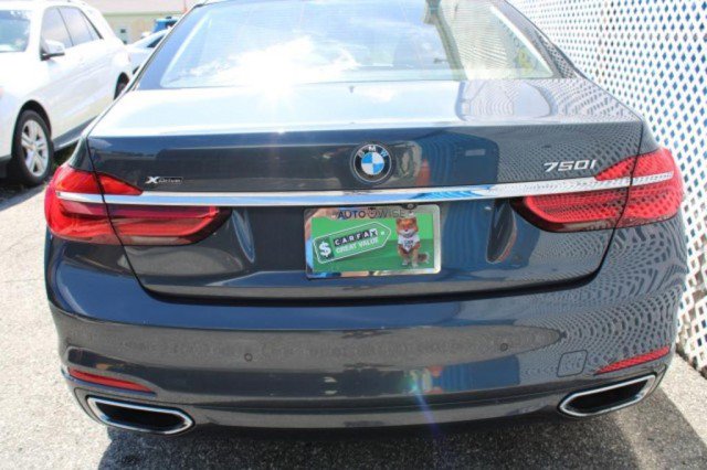 Used 2016 BMW 750i xDrive image 39