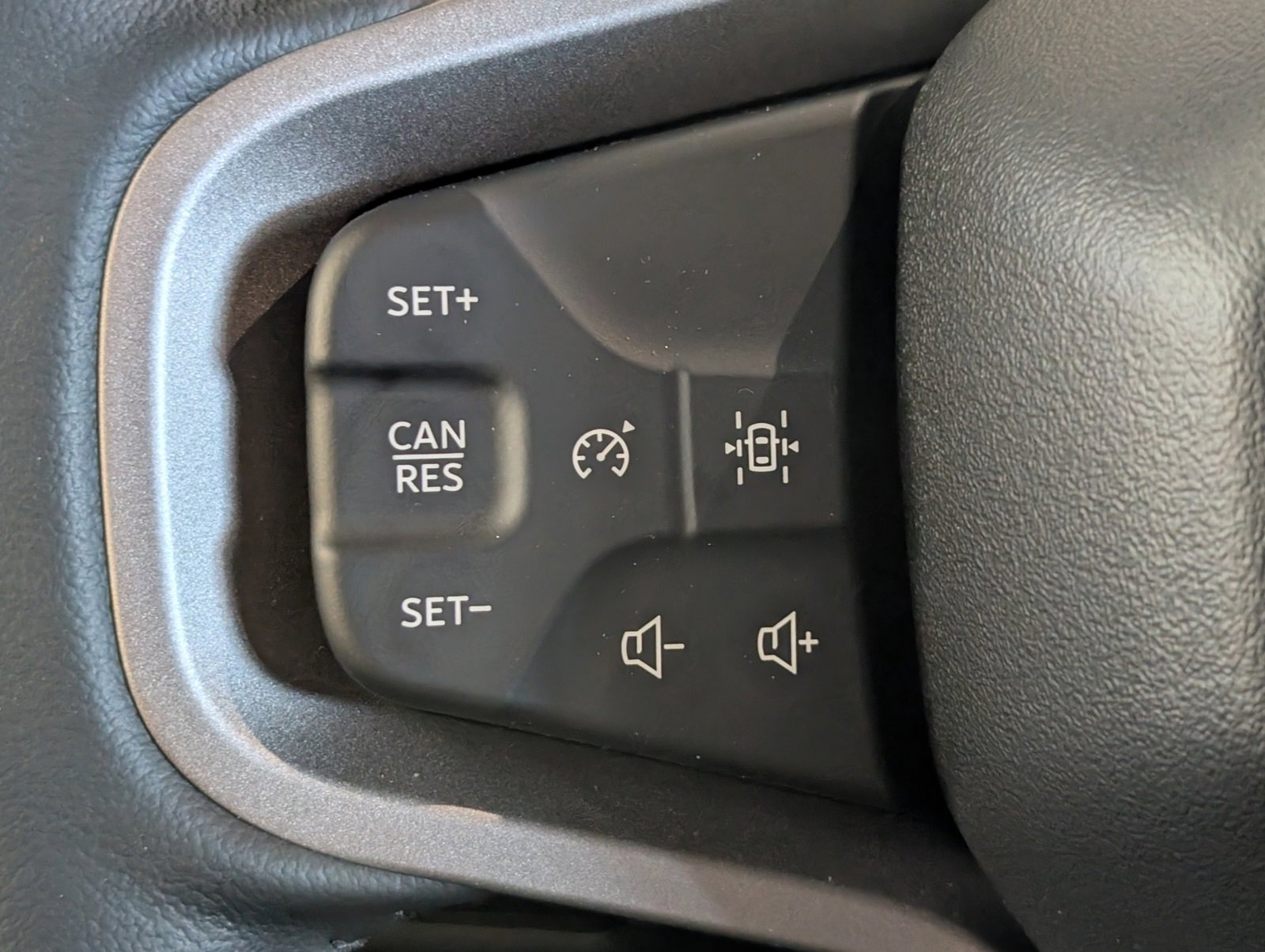 New 2025 Ford Bronco Badlands image 19