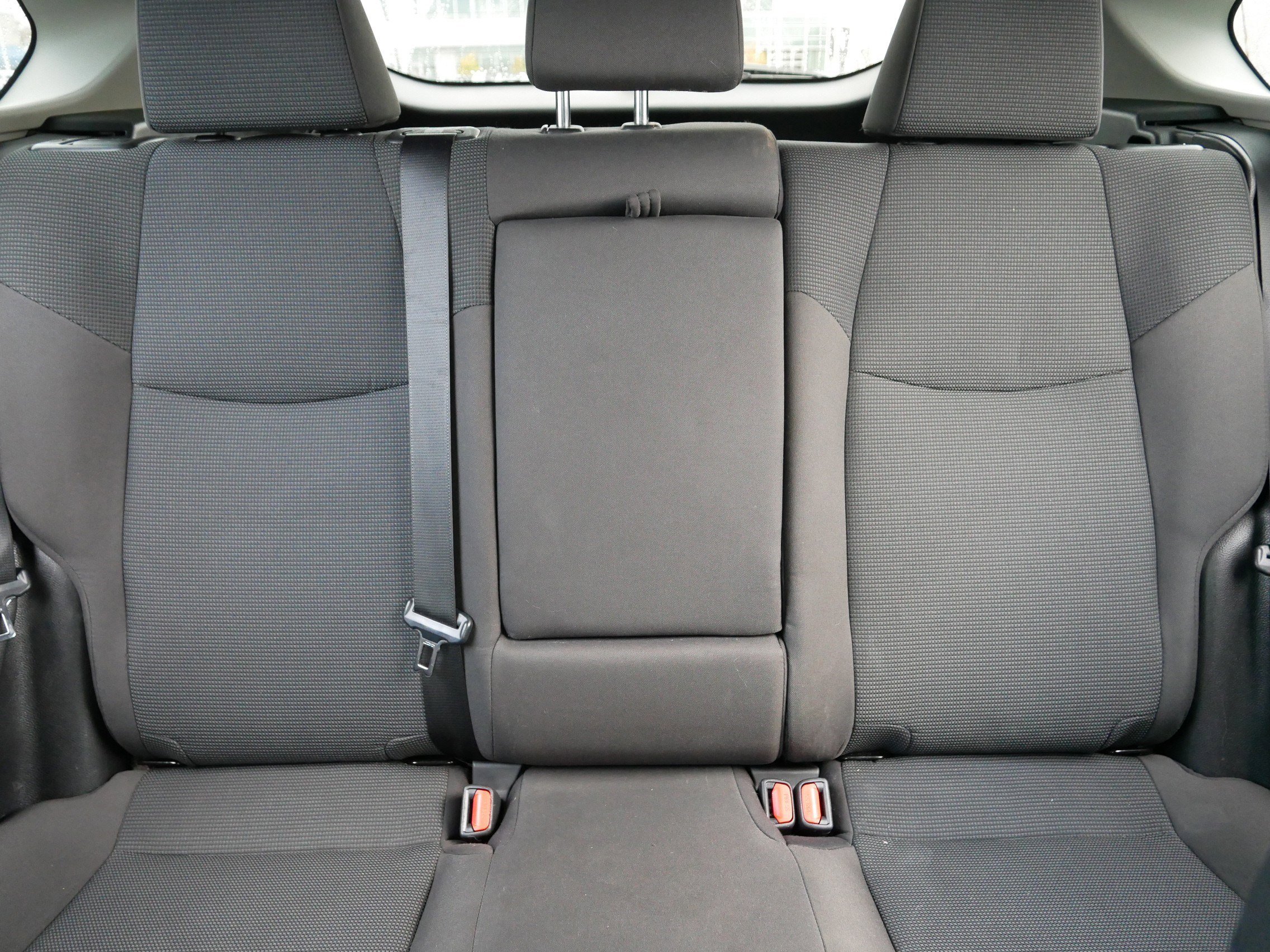 Used 2021 Toyota RAV4 LE image 13