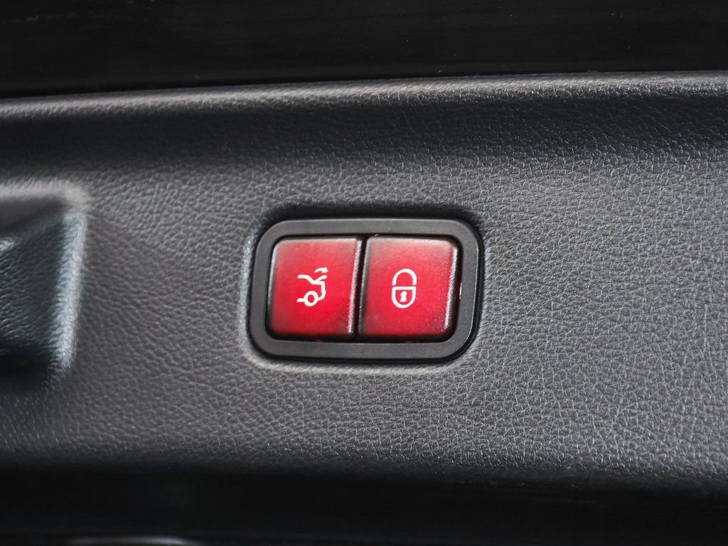 Used 2025 Mercedes-Benz S 63 AMG S w/ AMG Night Package image 76