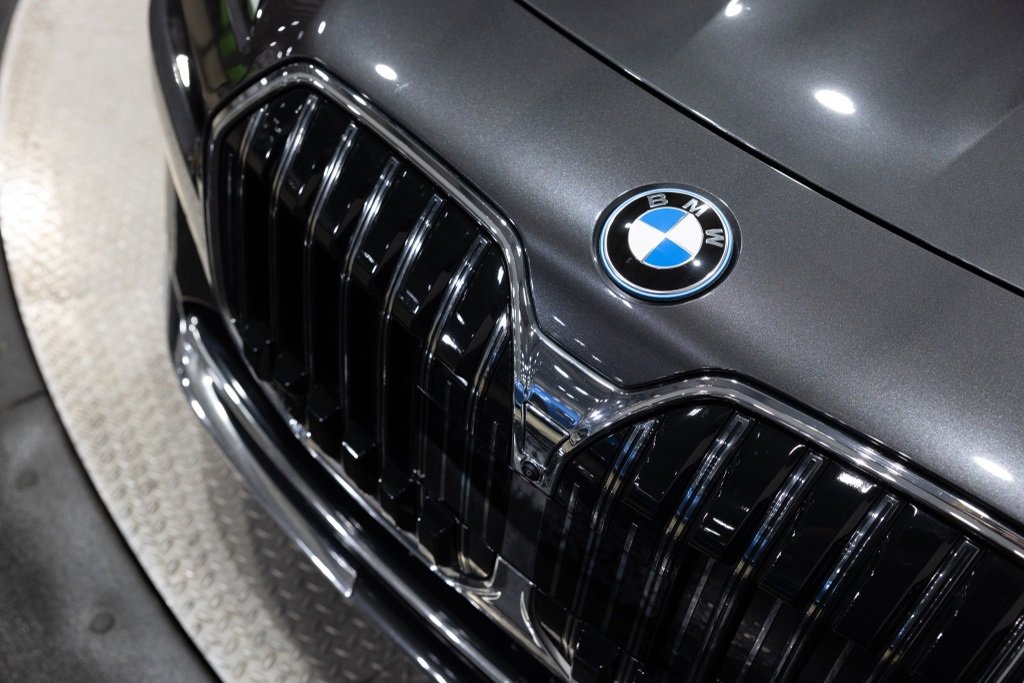 Used 2025 BMW i7 xDrive60 image 37
