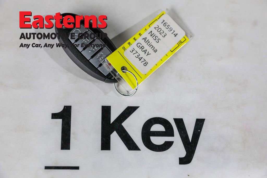 Used 2023 Nissan Altima 2.5 SR w/ SR Premium Package image 24