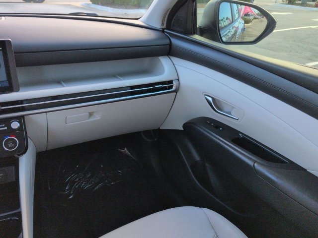 Used 2026 Hyundai Tucson SEL FWD image 17