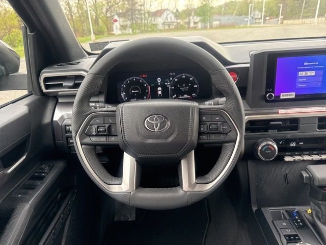 New 2026 Toyota Tacoma TRD Off-Road AWD/4WD image 15