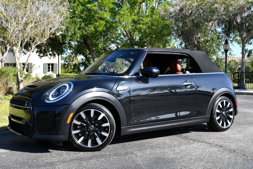 Used 2024 MINI Cooper S w/ Signature Upholstery Package FWD image 23