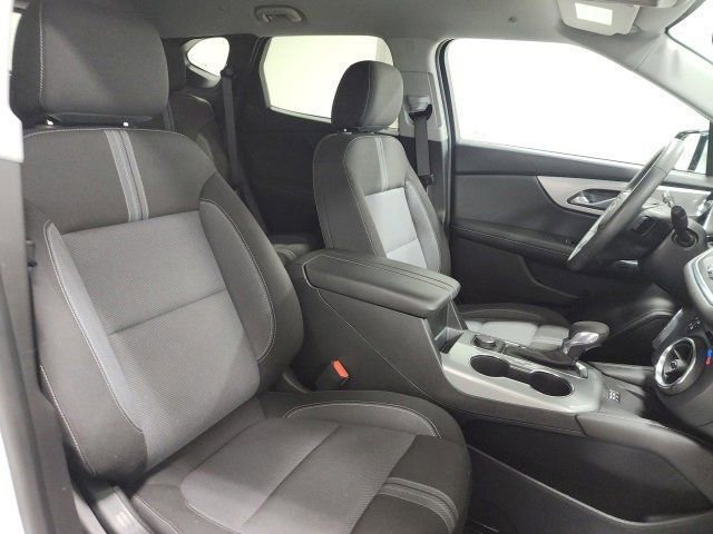 Used 2023 Chevrolet Blazer LT w/ Convenience Package FWD image 9